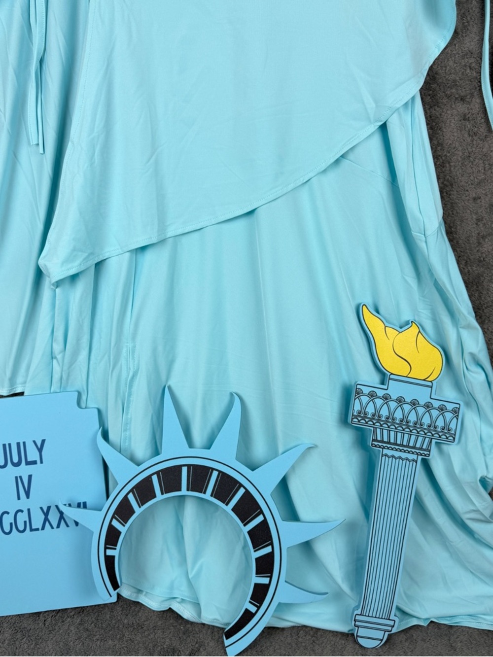 Lady Liberty Women’s Costume Statue Of Liberty & Accessories Size Medium NEW - Picture 2 of 7
